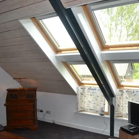 فندق مبيت وإفطار Het Steenuiltje *